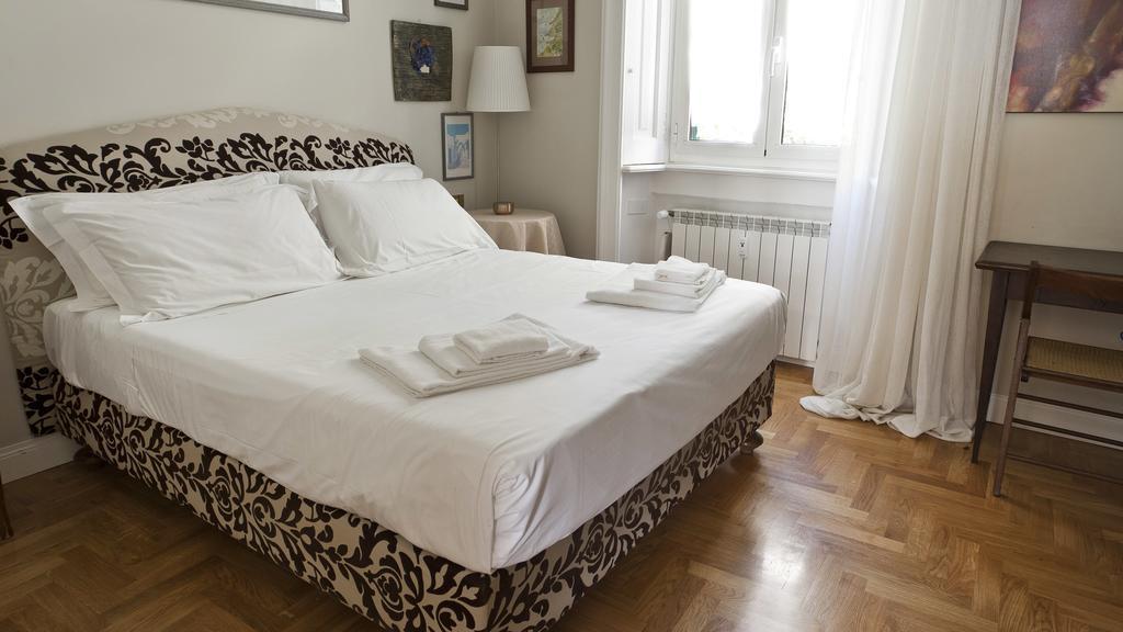 Italianway - Vigano Apartment Milan Bagian luar foto
